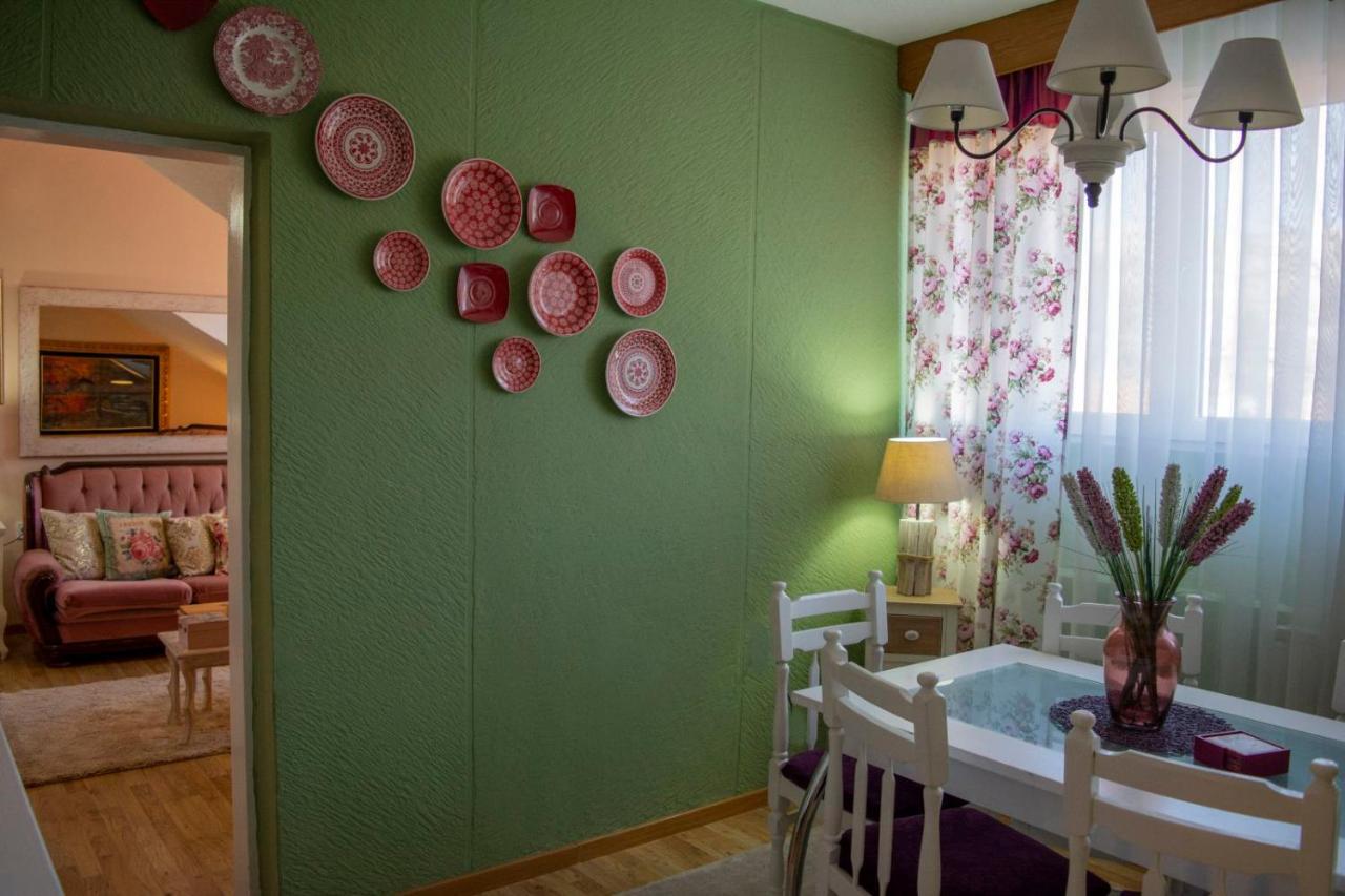Apartment Dadi ツェティニェ エクステリア 写真